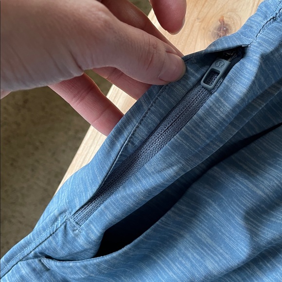 Lululemon Men's Surge Shorts 7" - Picture 6 of 10